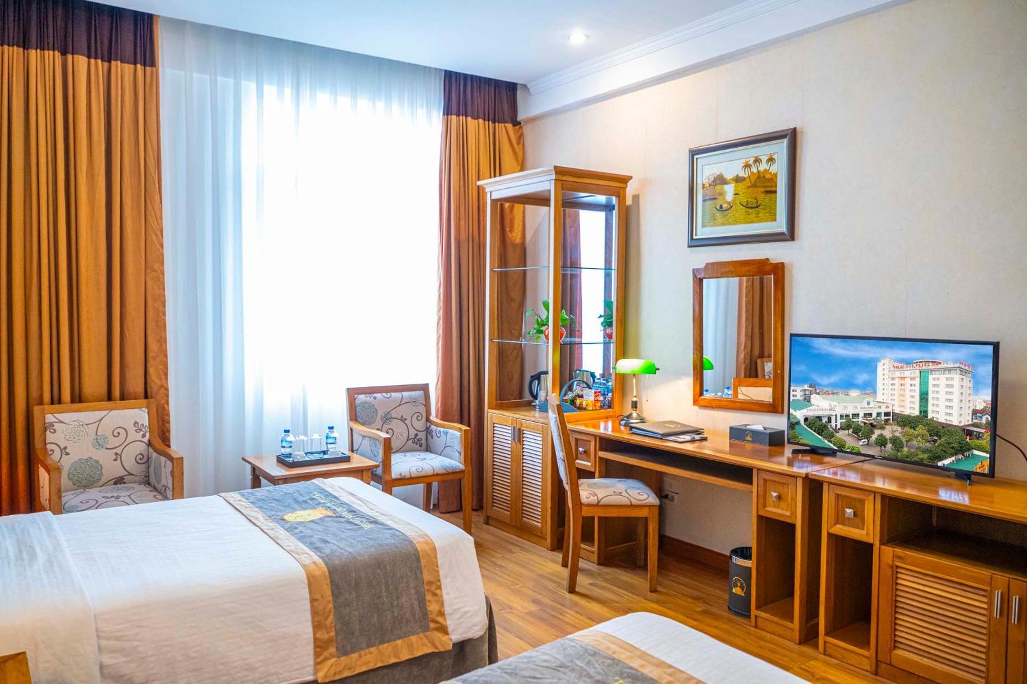 Hoang Son Peace Hotel Ninh Binh Exterior photo