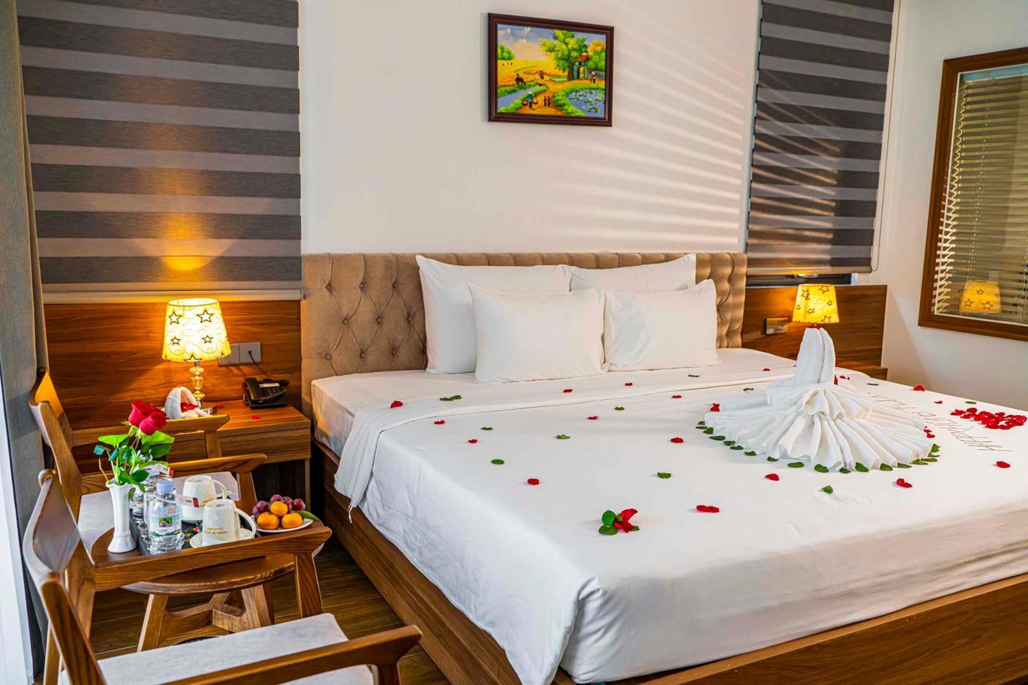 Hoang Son Peace Hotel Ninh Binh Exterior photo