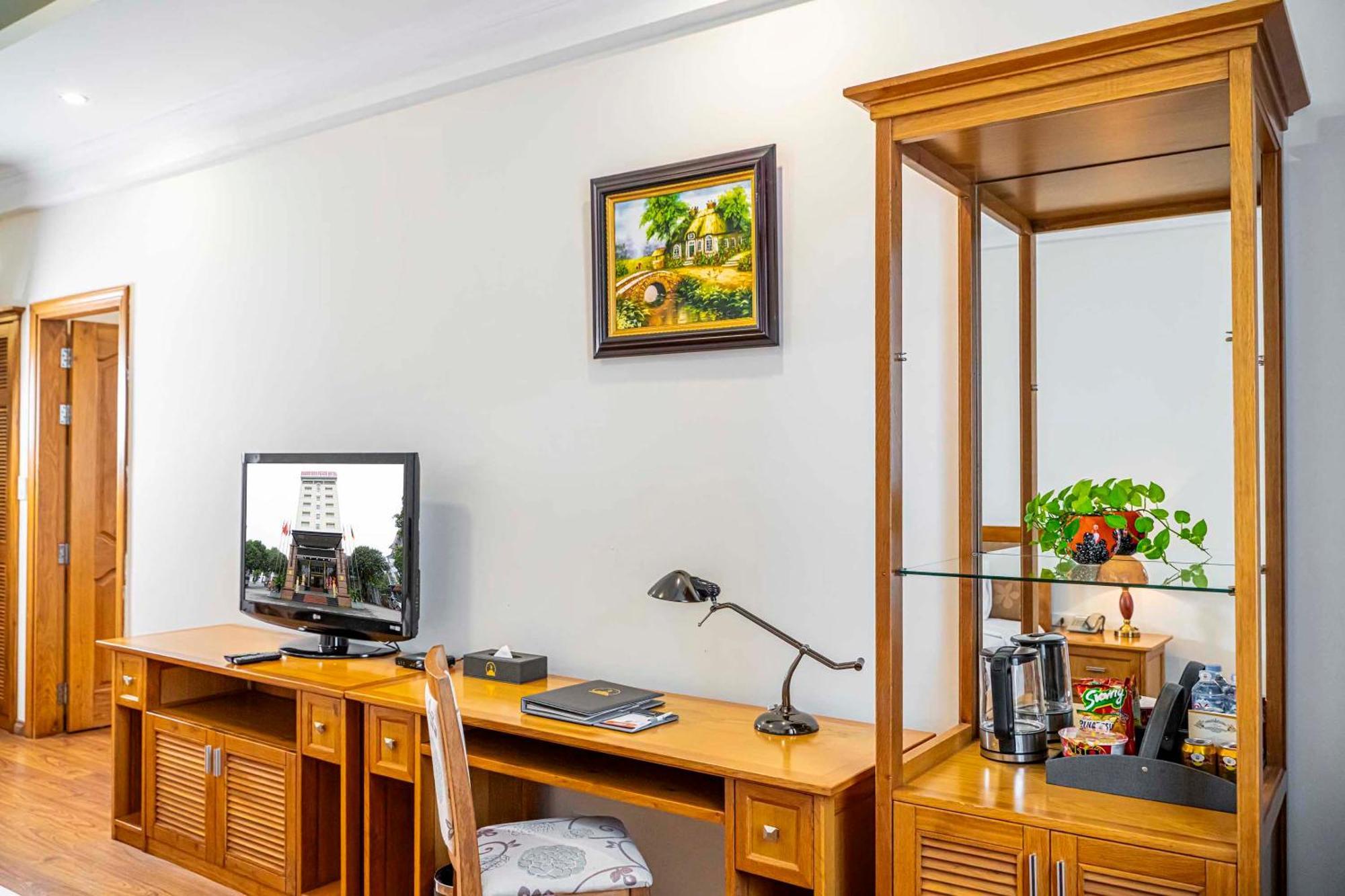 Hoang Son Peace Hotel Ninh Binh Exterior photo