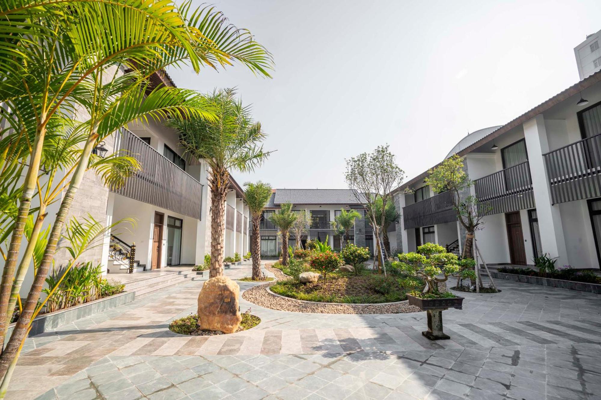 Hoang Son Peace Hotel Ninh Binh Exterior photo