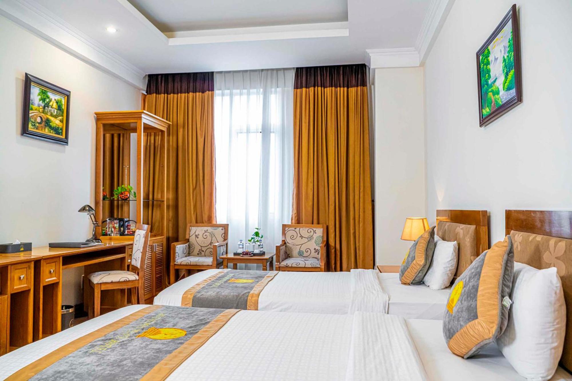 Hoang Son Peace Hotel Ninh Binh Exterior photo