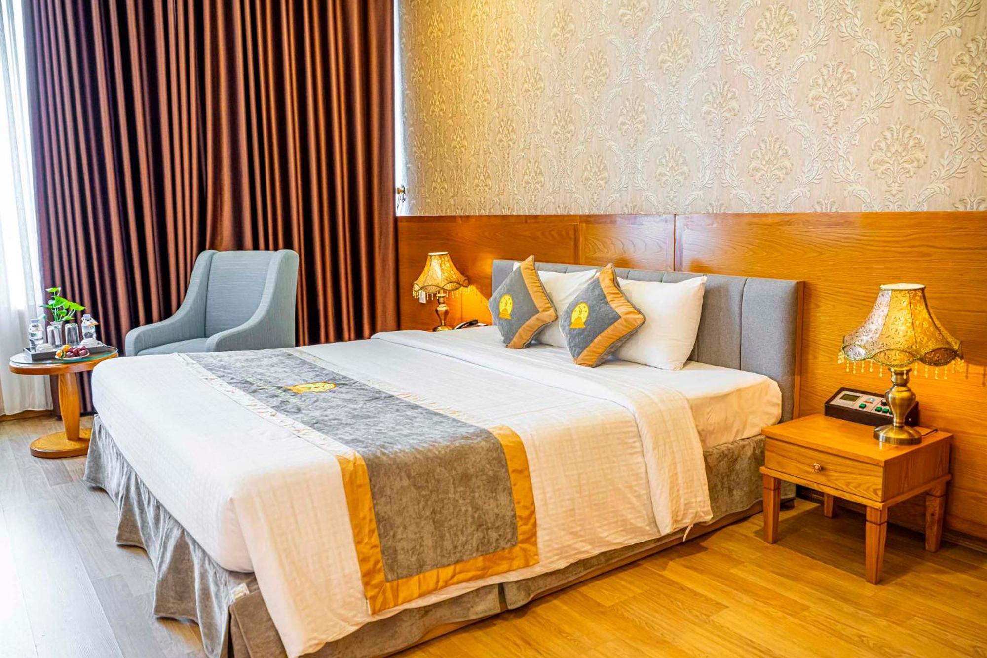 Hoang Son Peace Hotel Ninh Binh Exterior photo