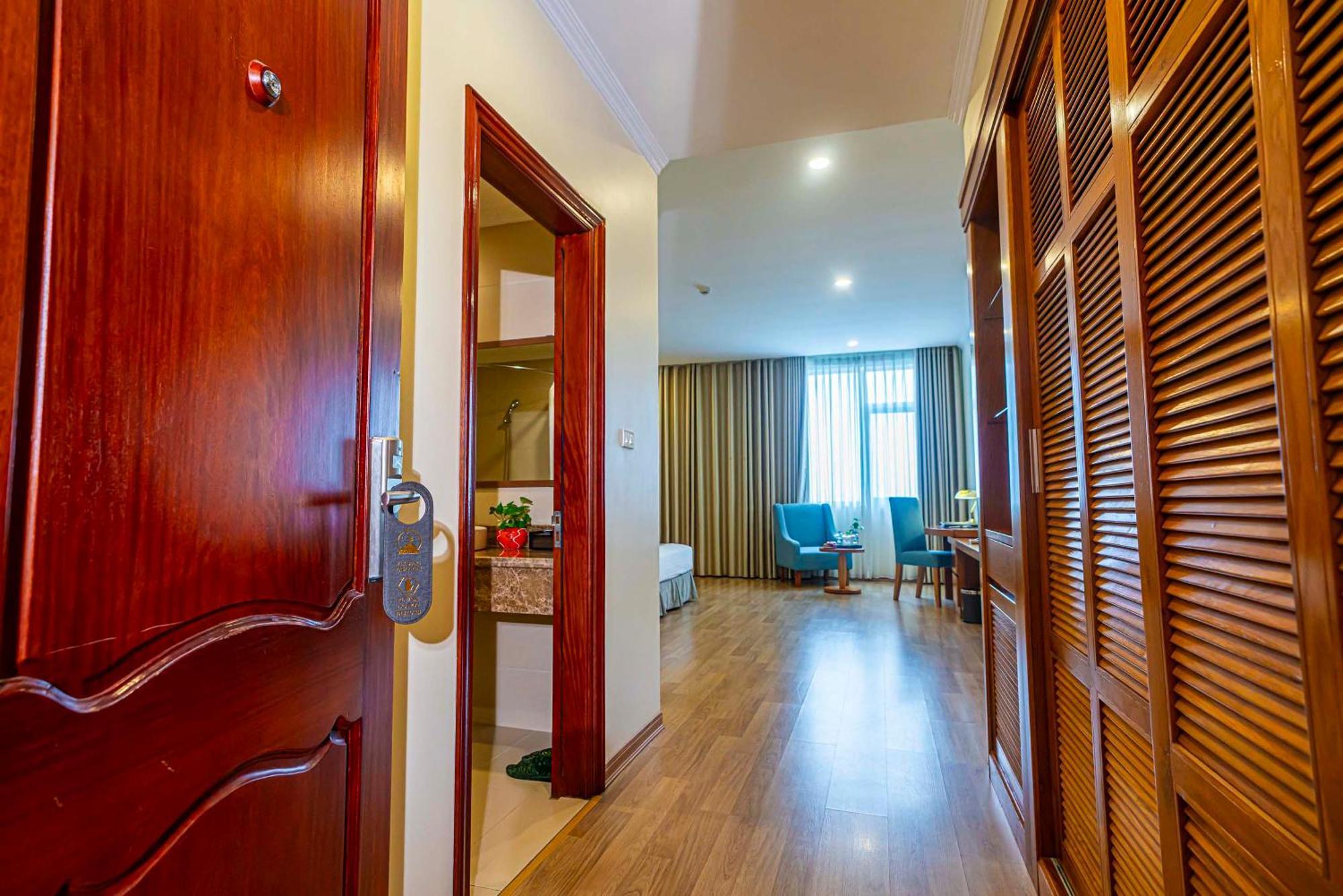 Hoang Son Peace Hotel Ninh Binh Exterior photo