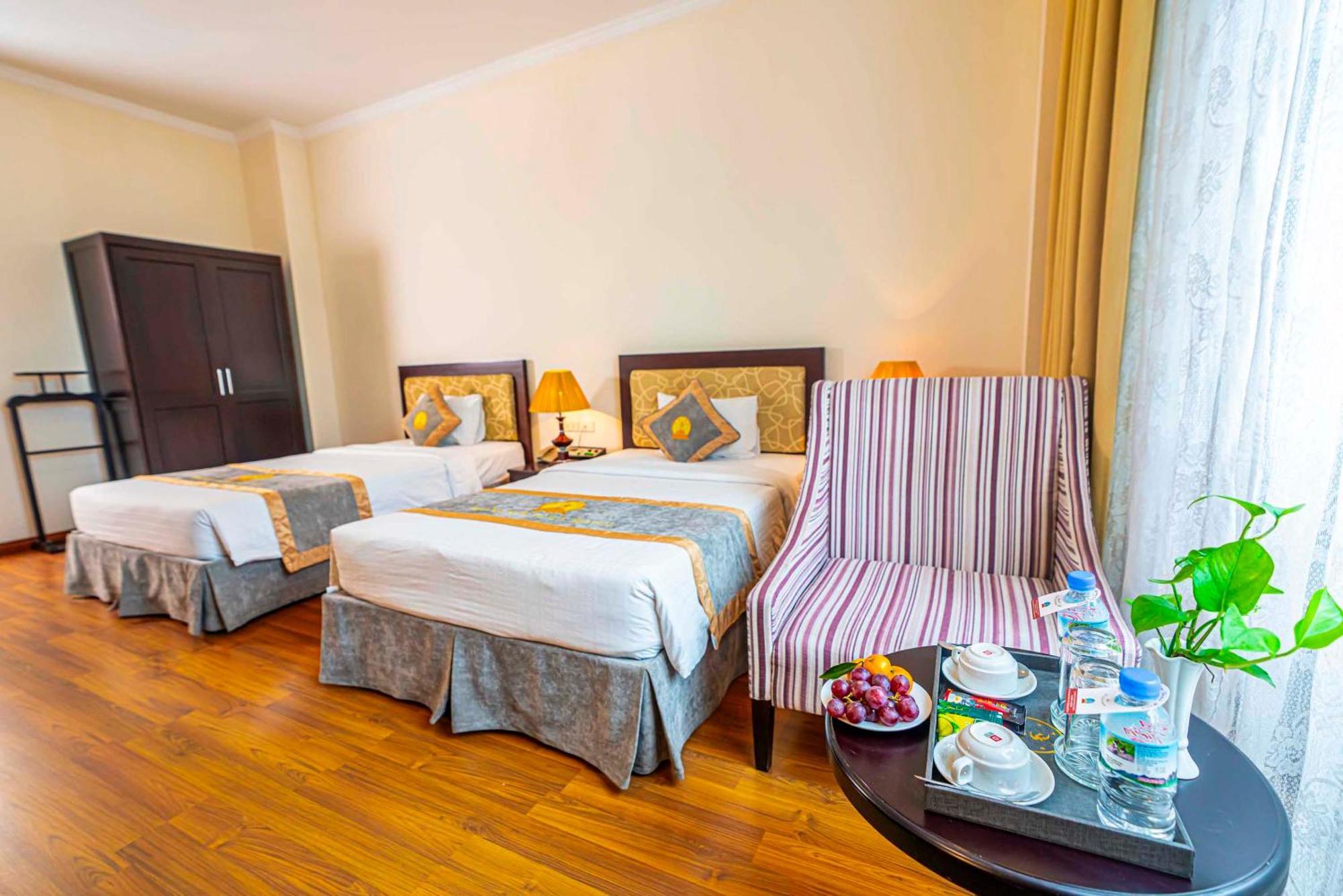 Hoang Son Peace Hotel Ninh Binh Exterior photo