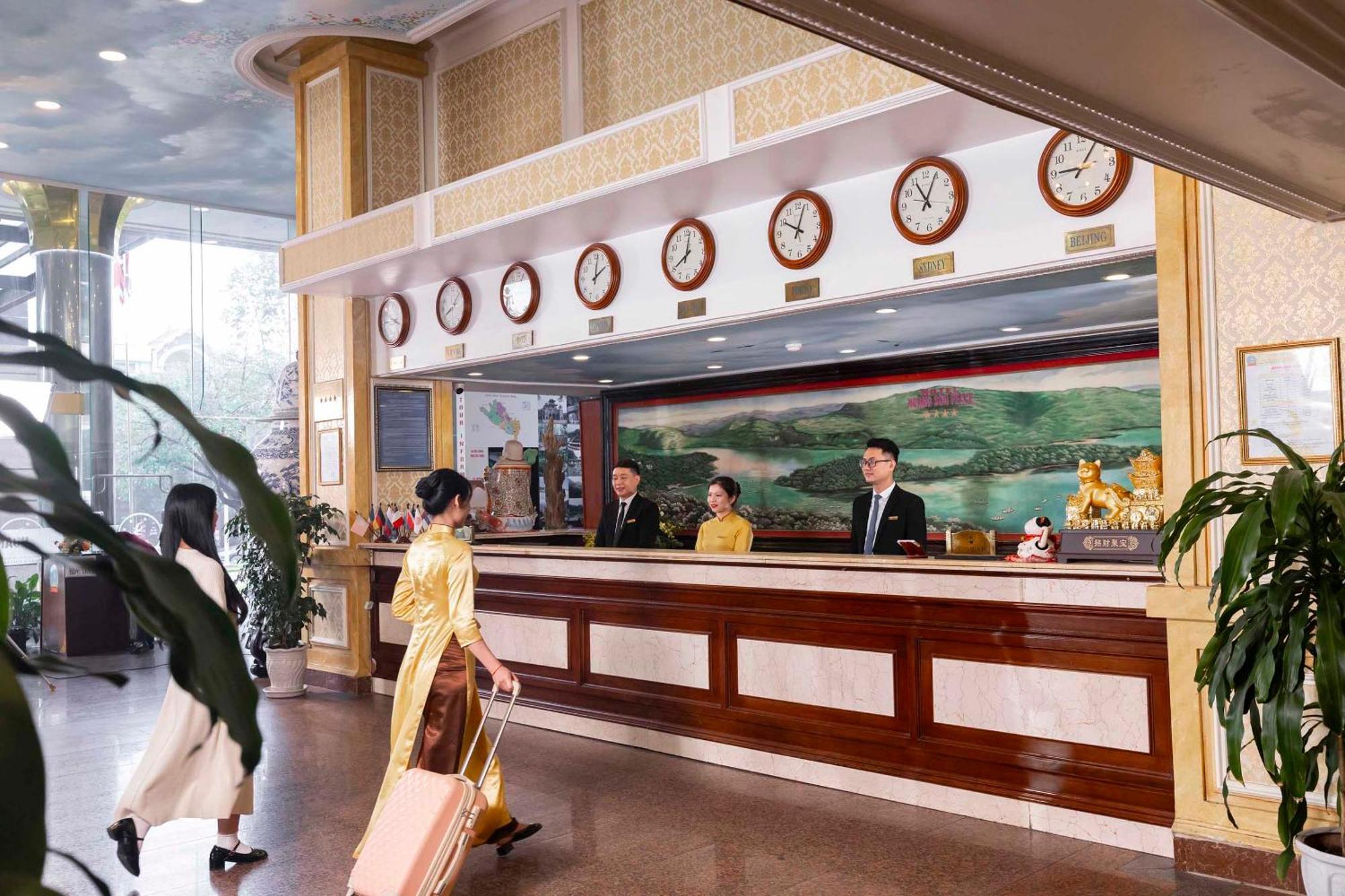 Hoang Son Peace Hotel Ninh Binh Exterior photo